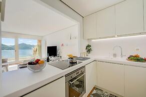 Honeymoon With Stunning View