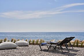 Beachfront Alassa Villas w Private Pools Complex