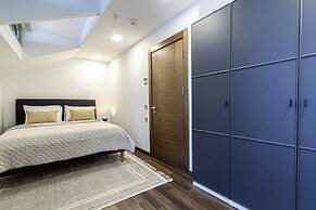 Sleek Residence Flat With Great Location in Sisli