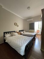La Casa Guest House