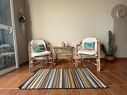 La Casa Guest House
