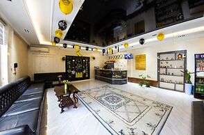 Grand Avenue Hotel