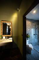 Baan Tuk Din Hotel