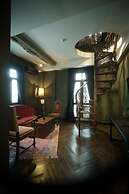 Baan Tuk Din Hotel