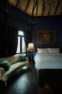 Baan Tuk Din Hotel