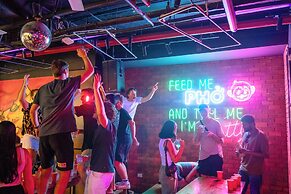 Mad Monkey Hanoi - Hostel