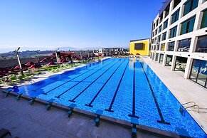 Hills Resort Hotel
