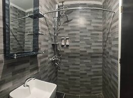 Rapid Rise Hotel