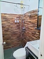 Rapid Rise Hotel