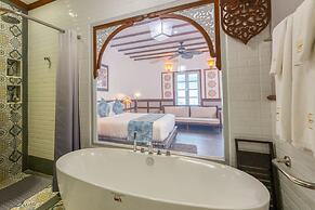 Mybanlao Hotel