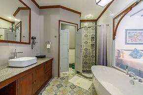 Mybanlao Hotel
