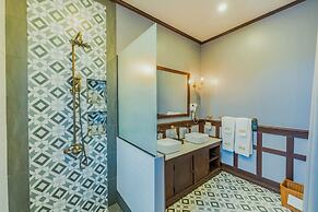 Mybanlao Hotel