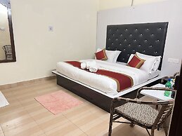 The White Orchid Dalhousie