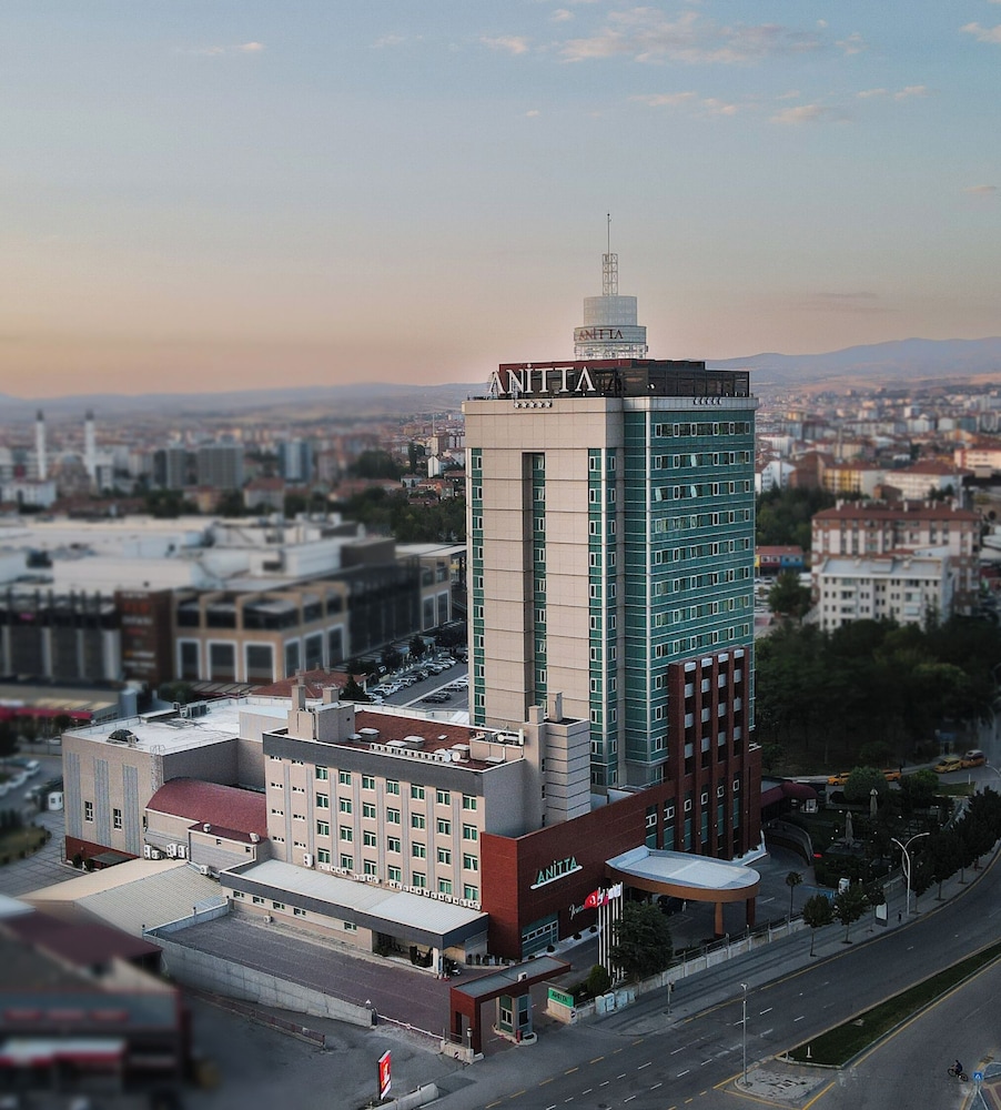Anitta Hotel