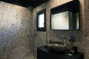 Chapter 02 Gallery Suites