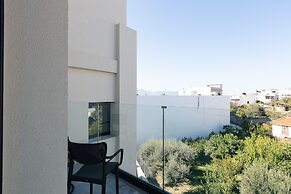 Chapter 02 Gallery Suites
