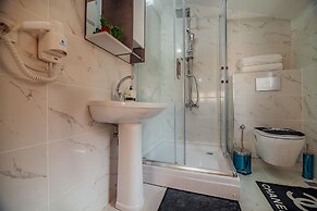 Wonder Suites