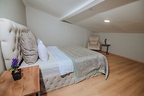 Wonder Suites