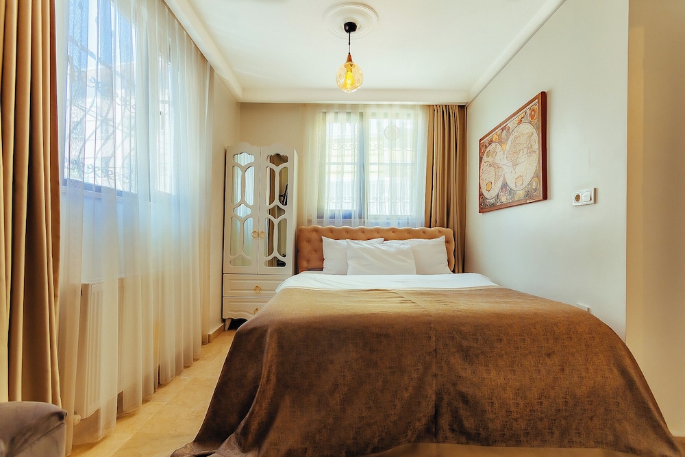 Wonder Suites