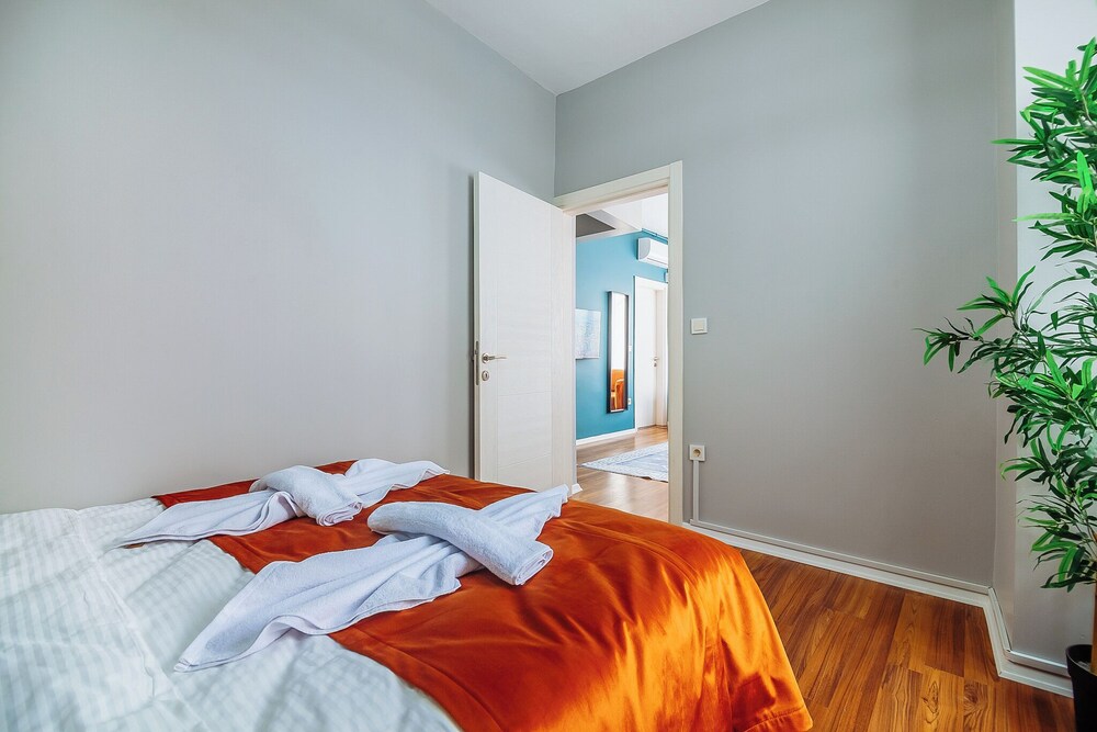 Wonder Suites