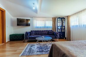 Wonder Suites