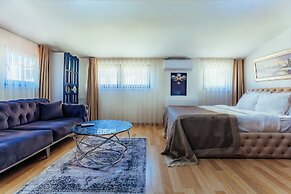 Wonder Suites
