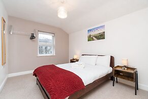 Homely and Modern Maisonette in Vibrant Bristol