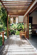 Deep Roots Dive & Yoga Resort