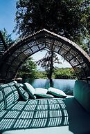 Deep Roots Dive & Yoga Resort