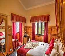 Pine Borough Inn