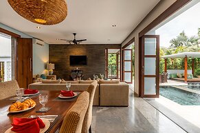 Mary's Beach 4 BR Villa