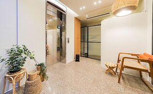Hotel Less Seoul