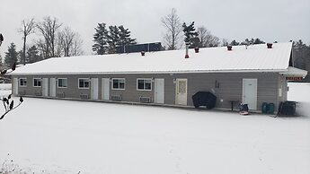 Calabogie Motor Inn