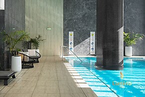 Lumina Suites