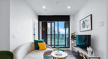 Lumina Suites