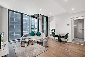Lumina Suites