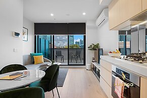 Lumina Suites