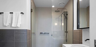 Lumina Suites