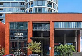 Lumina Suites
