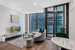 Lumina Suites