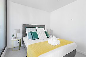 Lumina Suites