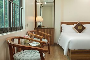 Dung Lai Hotel
