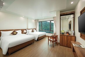 Dung Lai Hotel