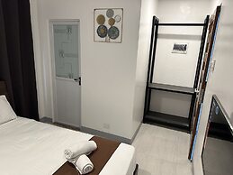 Aden Hotel