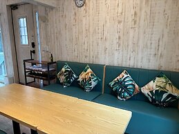 ALBAHOTELANDGLAMPING