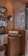 ALBAHOTELANDGLAMPING