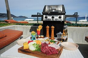 ALBAHOTELANDGLAMPING