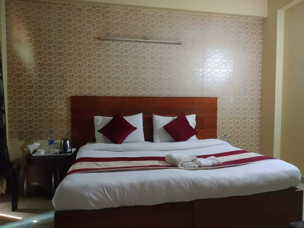 Ashvin Palace