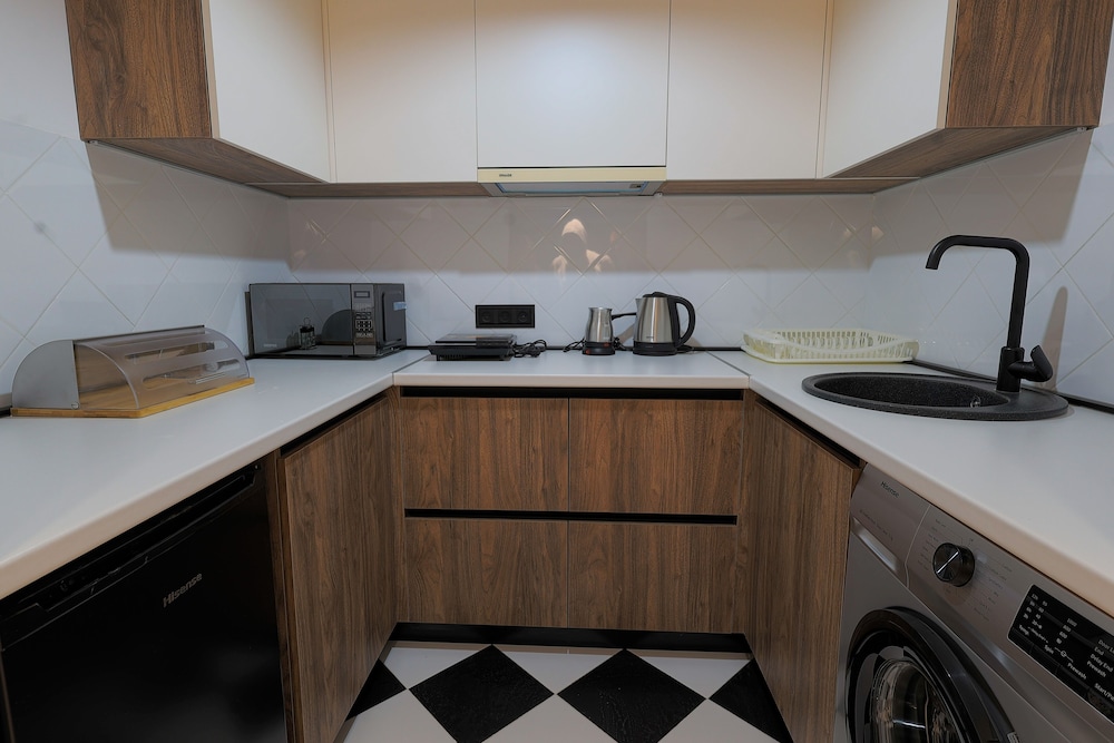Welcome Republic Square Apartments
