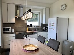 Sonnenweg 1